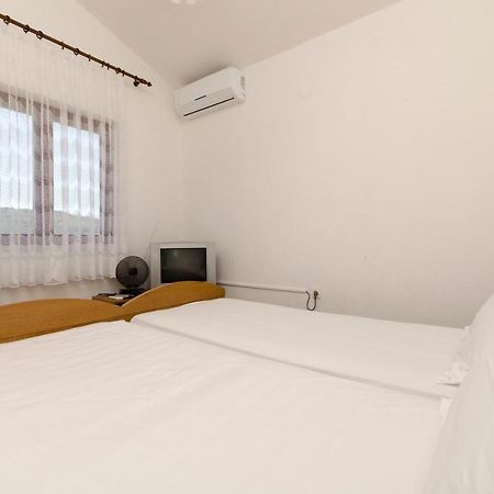 Apartments Mirko Trogir Eksteriør bilde
