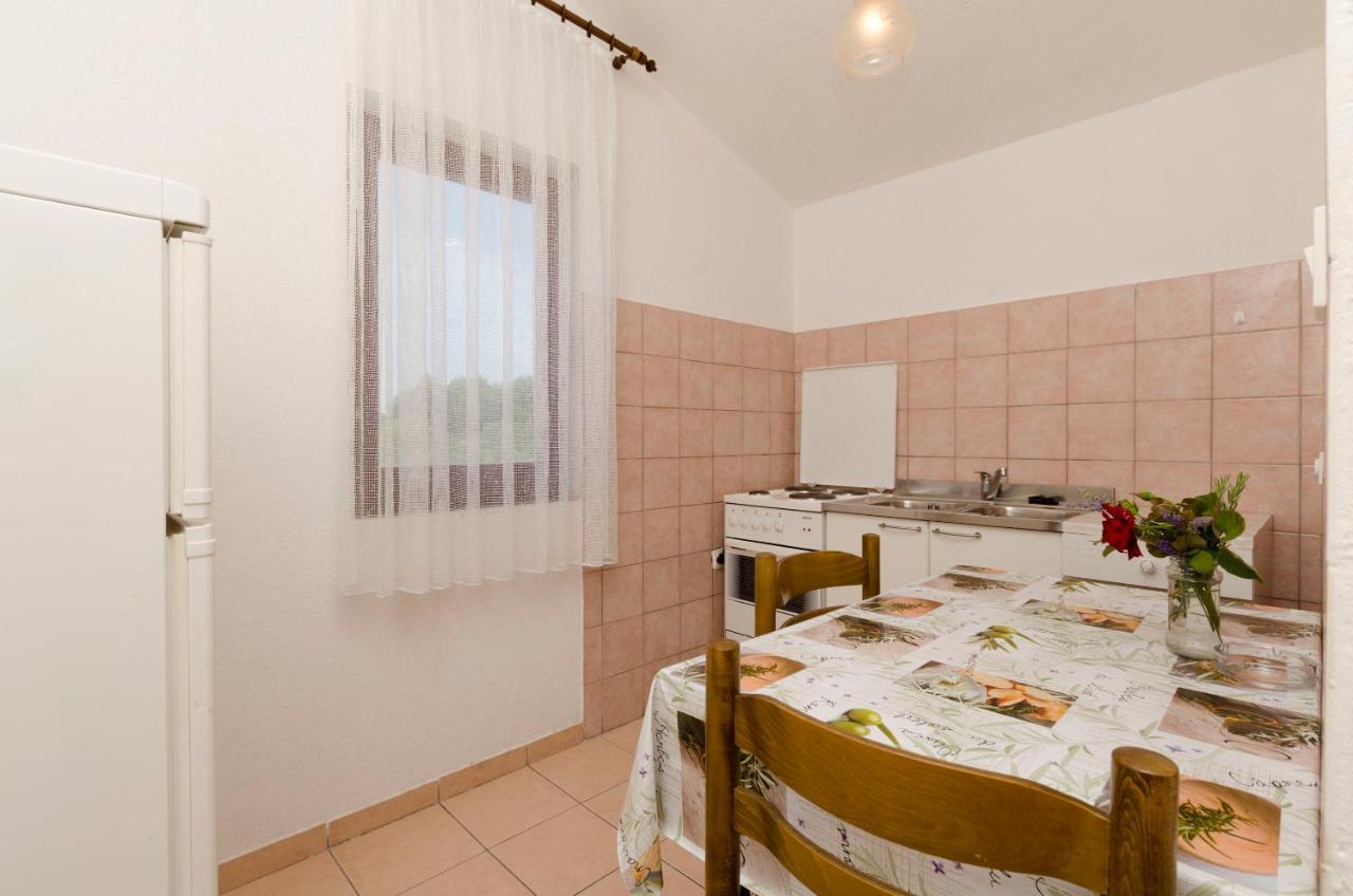Apartments Mirko Trogir Eksteriør bilde